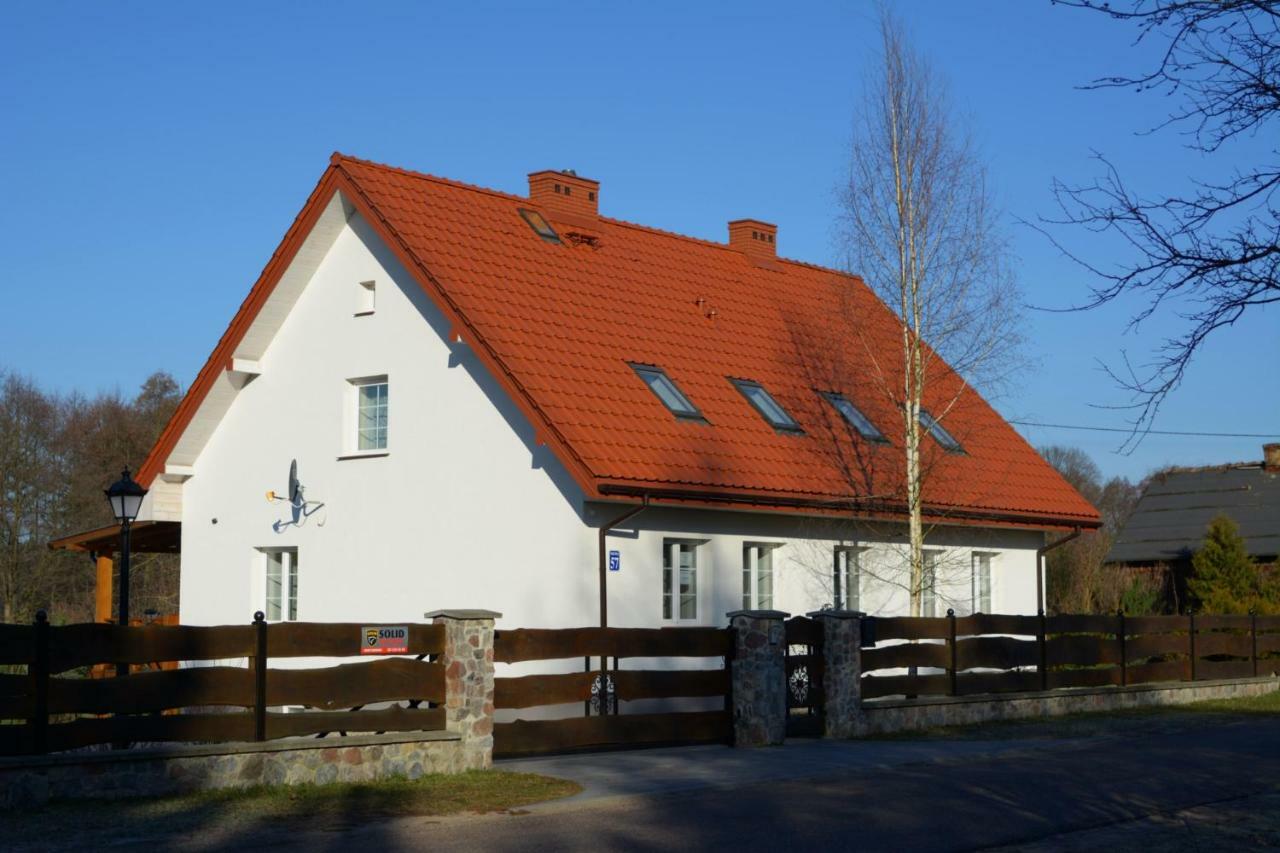 Апартаменты Raciborowka Swietajno  Экстерьер фото