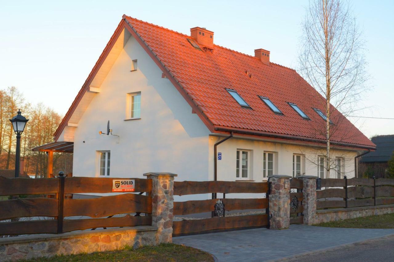 Апартаменты Raciborowka Swietajno  Экстерьер фото