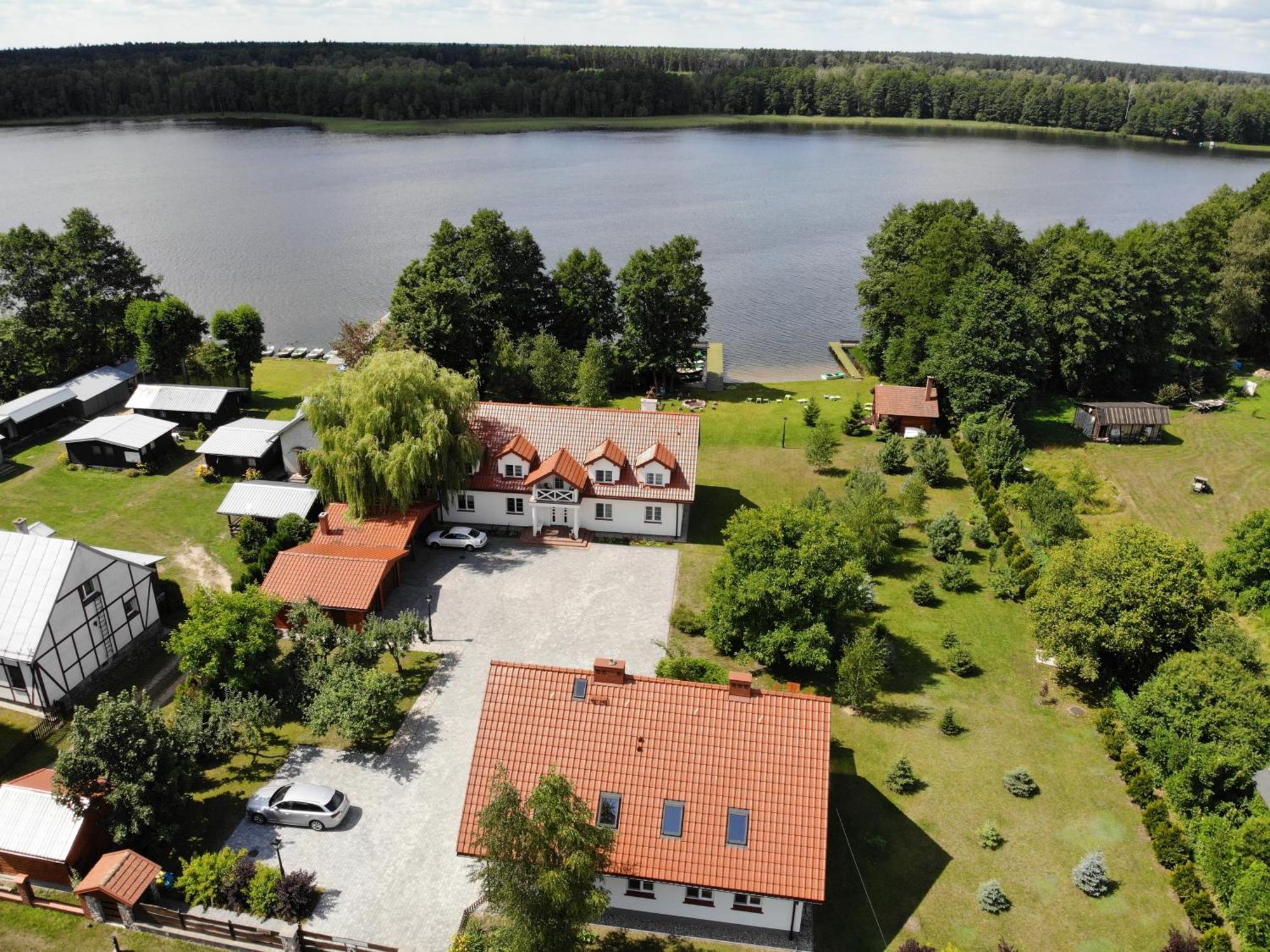 Апартаменты Raciborowka Swietajno  Экстерьер фото