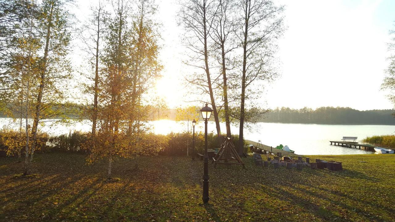 Апартаменты Raciborowka Swietajno  Экстерьер фото